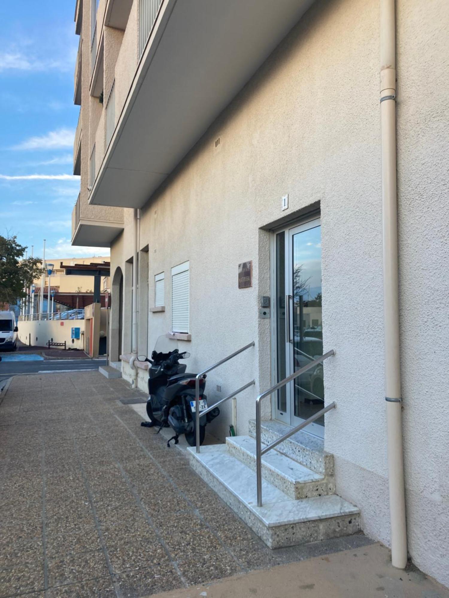 Superbe Studio A Canet En Roussillon Proche De La Plage Buitenkant foto
